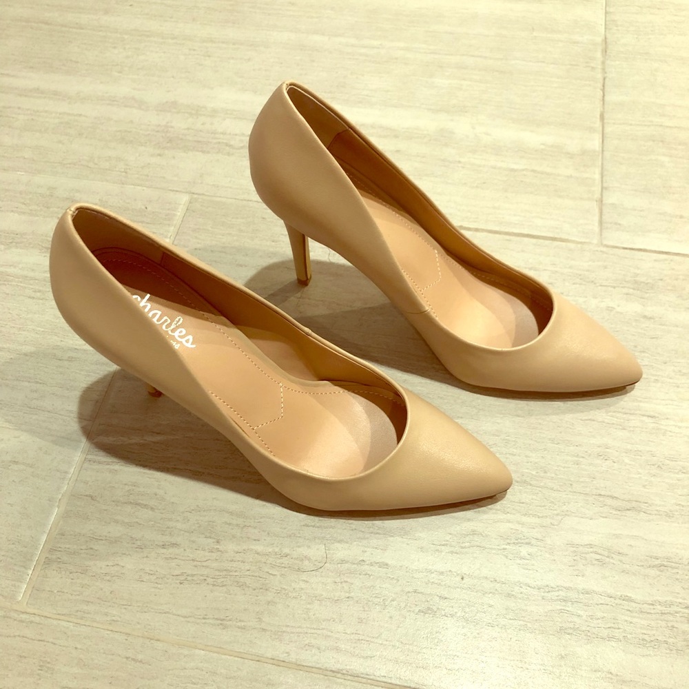 Brand new nude pumps